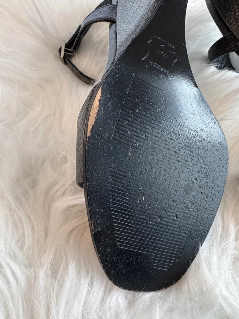 Stuart Weitzman “Glosensation” Pewter Matte Lame Wedge Sandals size 9 - Picture 11 of 15